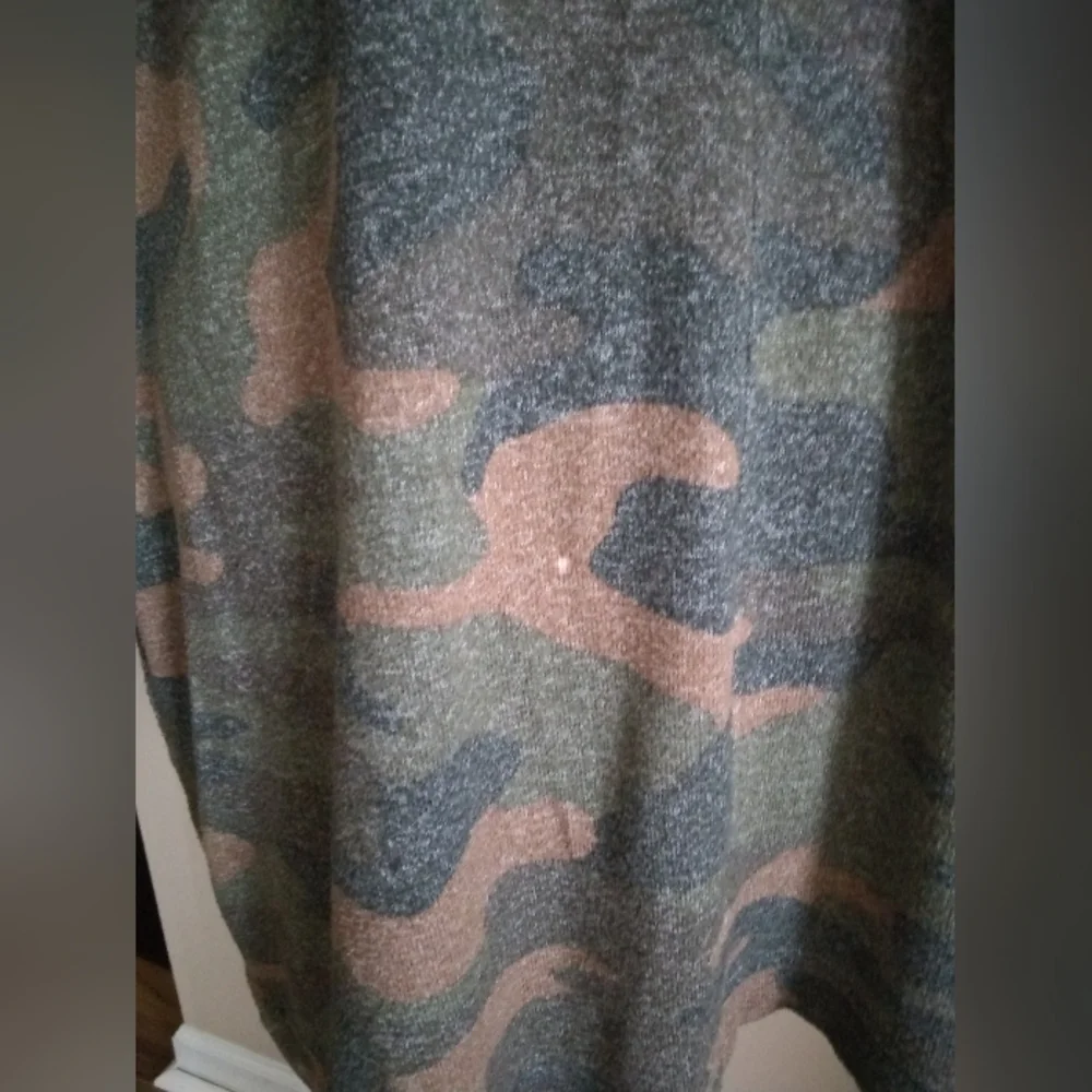 NY& Co.Matching Set Camouflage Knit Cardigan Matching Set